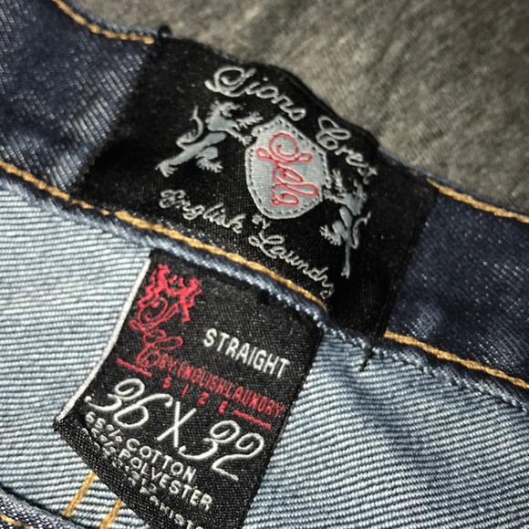 Shorts - Picture 2 of 5